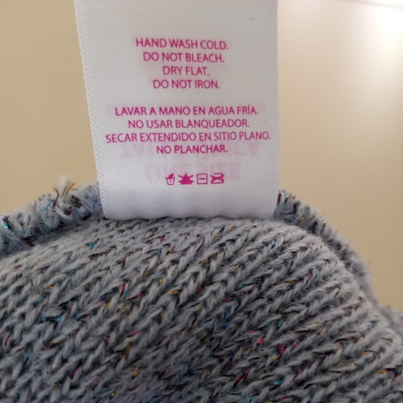 Girls Unicorn Embroidered Beanie Snow Hat Toboggan With Pom Pom - Picture 8 of 11